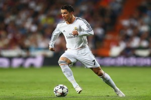 乐鱼官方登录入口-LPL战队团战默契配合如流水，lol团战阵容搭配